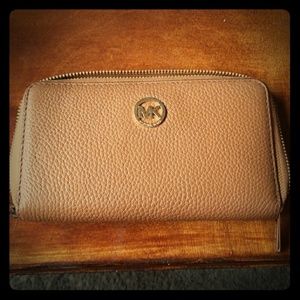 Michael Kors wallet